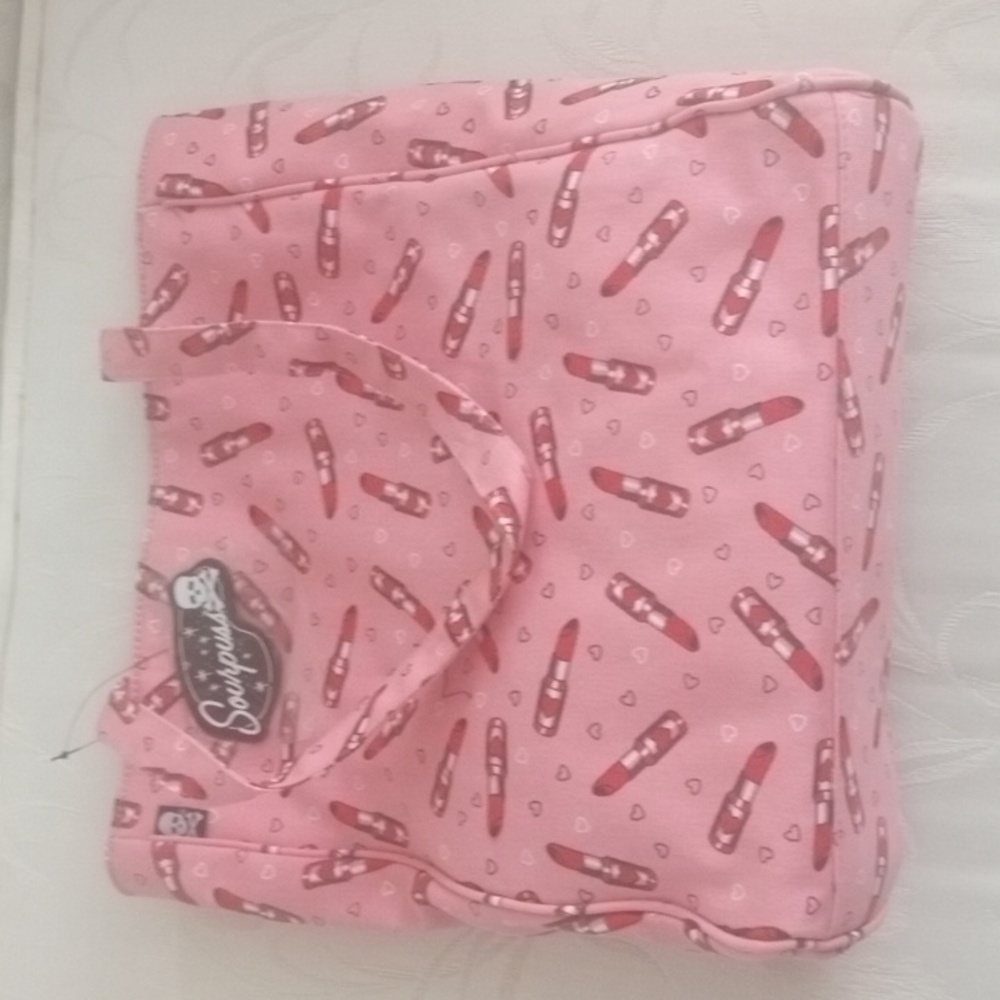 Sourpuss Canvas Carry All Tote Bag Pink with Red Lipsticks & Hearts New - Picture 2 of 9